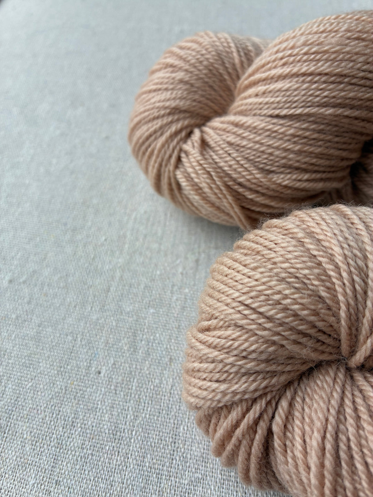 Tynd Økologisk Merino "Candyfloss ved Regatta 2" (300 m / 100 gram)