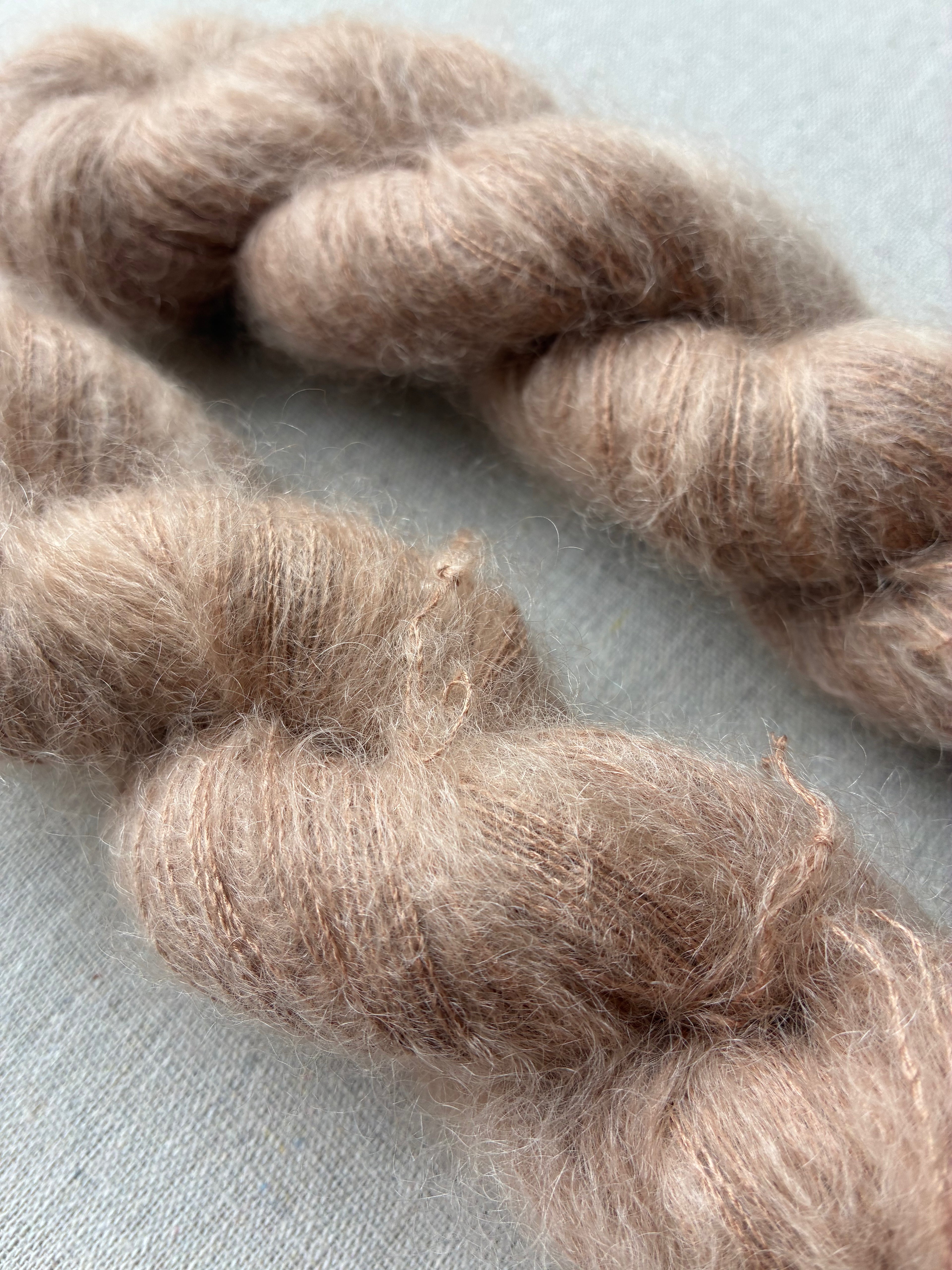 Kidmohair Silk "Candyfloss ved Regatta" (420 m / 50 gram)