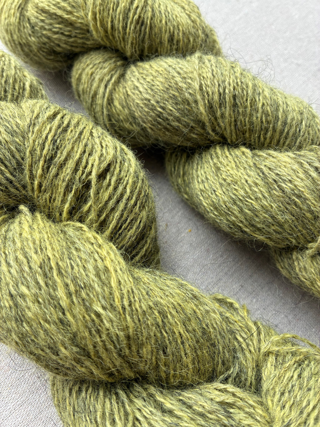 Tynd Dansk Pelsuld "Banestien" (400 m / 100 g)