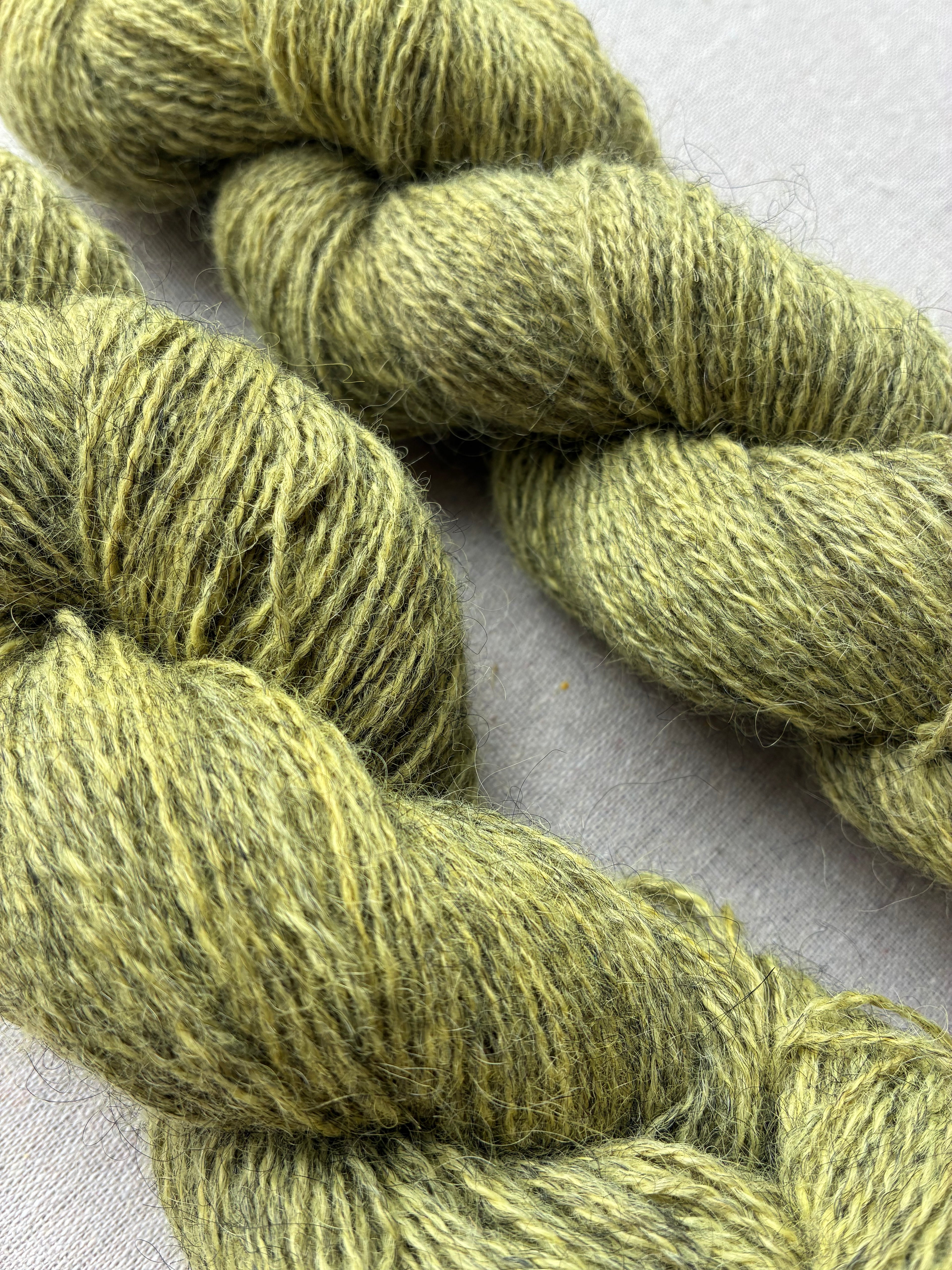 Tynd Dansk Pelsuld "Banestien" (400 m / 100 g)