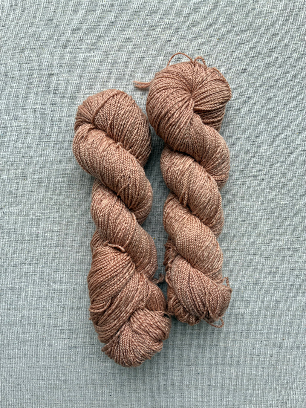 Tynd Økologisk Merino "Candyfloss ved Regatta 1" (300 m / 100 gram)