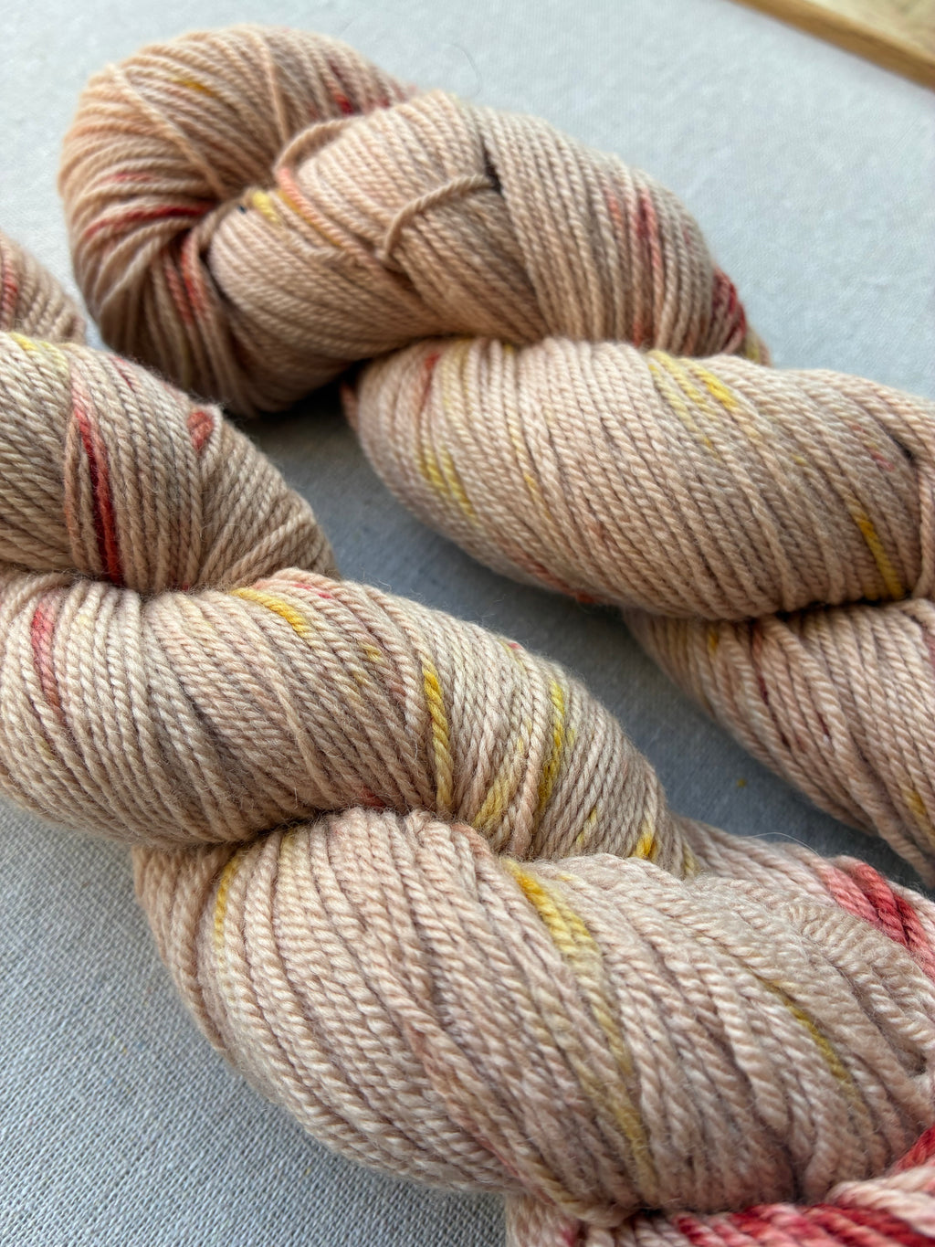 Tynd Økologisk Merino "Candyfloss ved Regatta 3" (300 m / 100 gram)