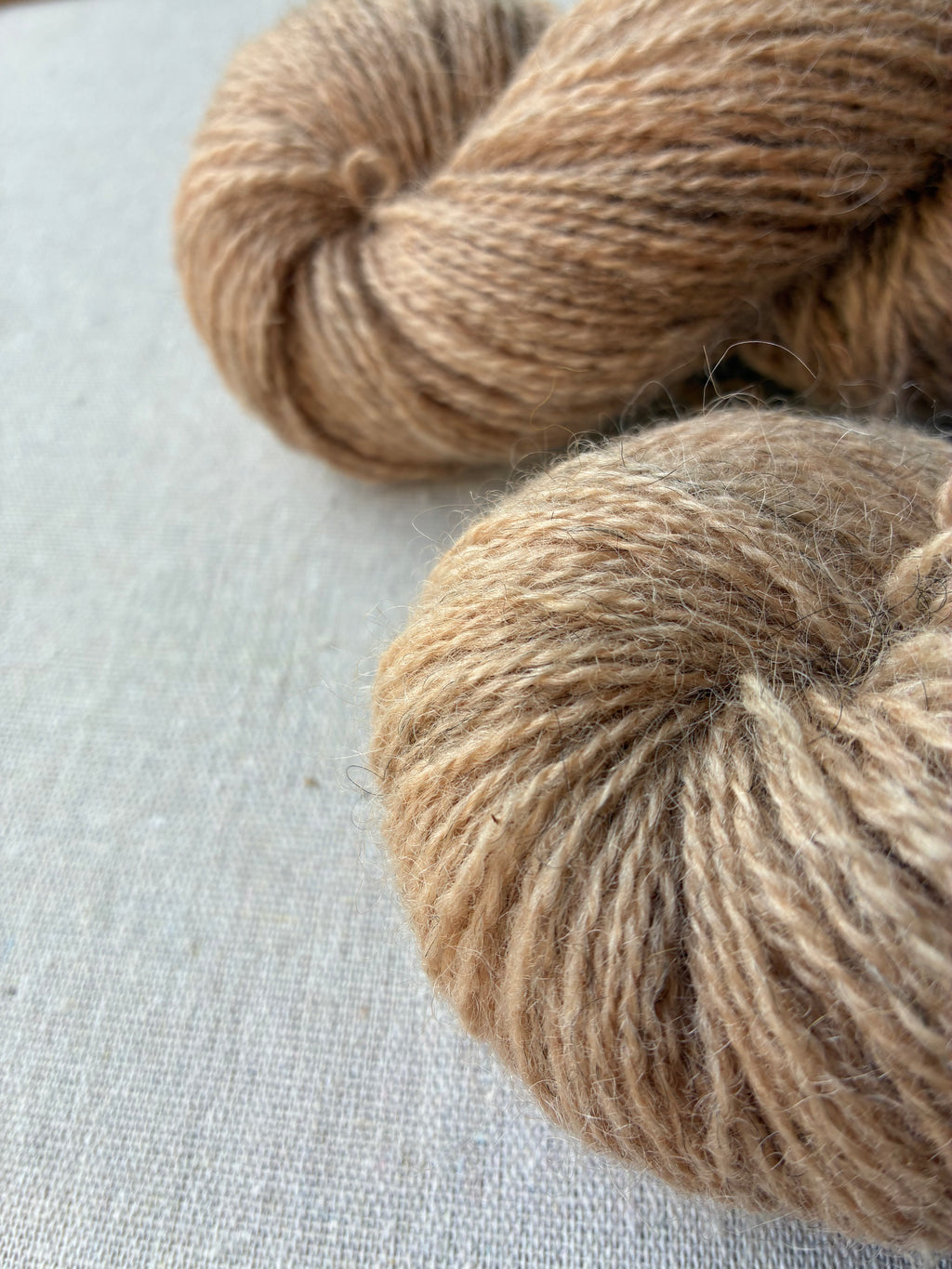 Tynd Dansk Pelsuld "Candyfloss ved Regatta" (400 m / 100 g)