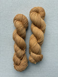 Tynd Økologisk Merino "Karamelis ved Hjejlekiosken" (300 m / 100 gram)