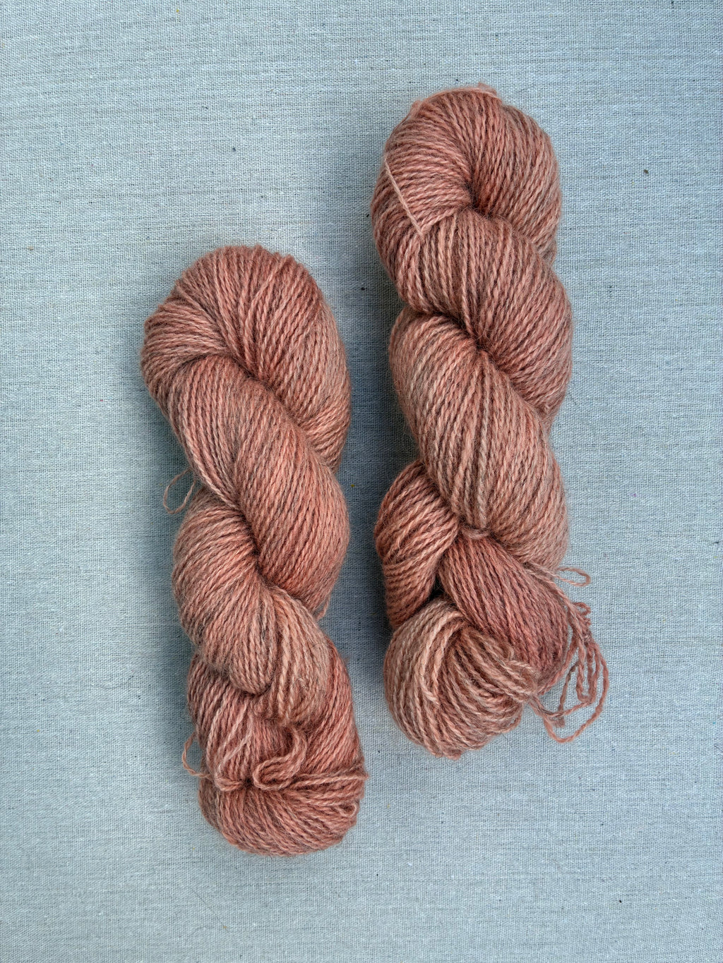 Tyk Dansk Pelsuld "Hindbær fra Banestien" (275 m / 100 g)